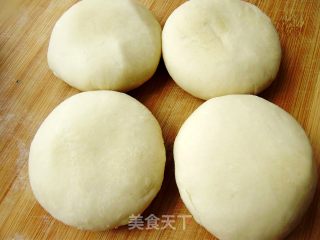 烫面豆沙饼的做法步骤：2