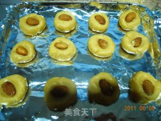 花生酱杏仁小饼的做法步骤：4