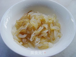 【夏日小凉菜】青瓜拌海蜇的做法步骤：4