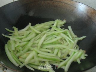 炒西瓜皮的做法步骤：4
