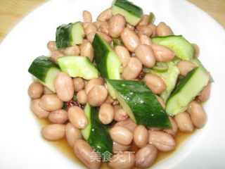 【夏日小凉菜】花生拌黄瓜的做法步骤：5