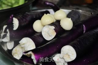 [夏日小凉菜]。。。。凉拌茄子的做法步骤：1