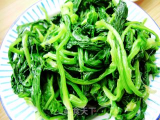 凉拌菠菜的做法步骤：1