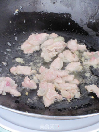 [我爱我的家]豆青焖肉的做法步骤：3
