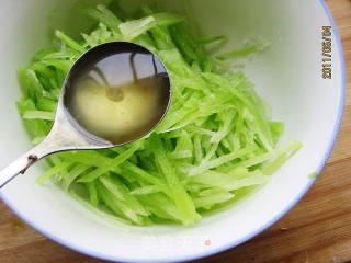 葱油莴笋的做法步骤：3