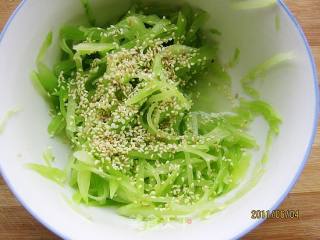 葱油莴笋的做法步骤：5
