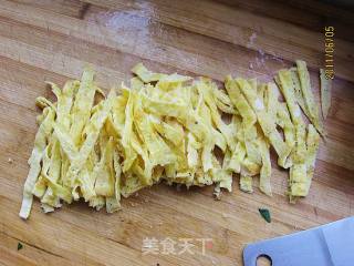 韭菜拌鸡蛋的做法步骤：4