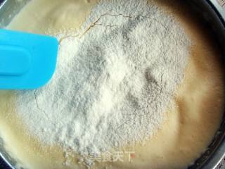 送给孩他爸的--生日蛋糕的做法步骤：2