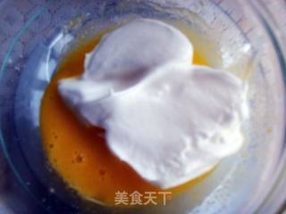 送给孩他爸的--草莓慕斯的做法步骤：3