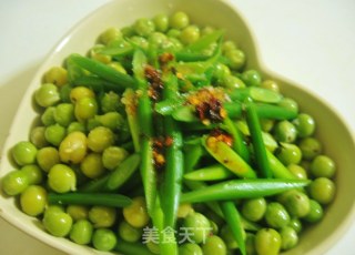 [夏日小凉菜]蒜薹拌豆的做法步骤：10