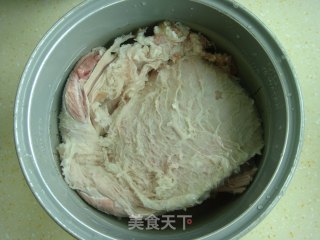 清汤牛肉面的做法步骤：1