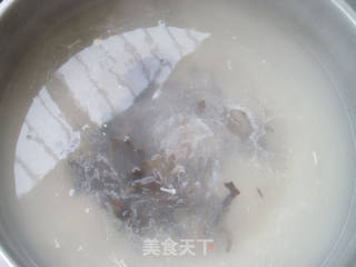 夏日小凉菜------杂蔬拌金针菇的做法步骤：4
