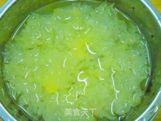 彩椒拌银耳的做法步骤：4