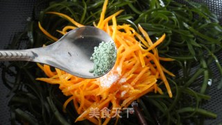 [夏日小凉菜]----拌芝麻海带胡萝卜丝的做法步骤：8