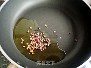 【夏日小凉菜】---椒油莴笋拌香干的做法步骤：4