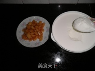 枇杷酸奶的做法步骤：4