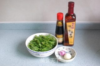 丝丝凉意—涼拌龙须菜的做法步骤：1