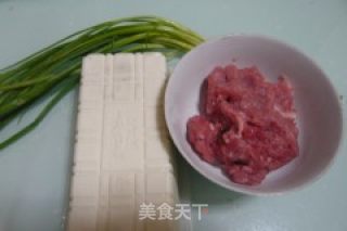 麻婆豆腐的做法步骤：1