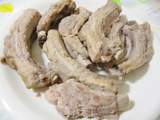 香酥芝麻排骨的做法步骤：3