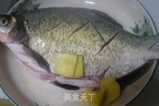 茄汁鳊鱼的做法步骤：2