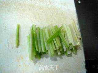 干煸牛肉丝的做法步骤：2