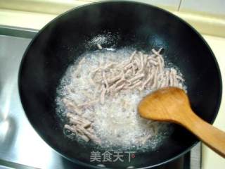 干煸牛肉丝的做法步骤：4