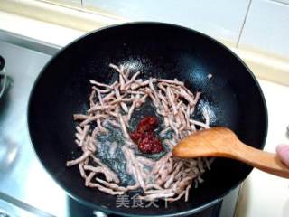 干煸牛肉丝的做法步骤：7