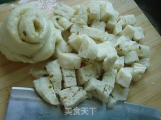 百味炒花卷的做法步骤：1