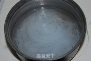 【川菜】家庭版蚂蚁上树的做法步骤：2