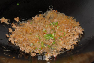 【川菜】家庭版蚂蚁上树的做法步骤：10