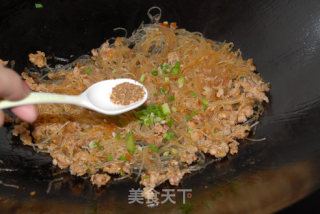 【川菜】家庭版蚂蚁上树的做法步骤：11
