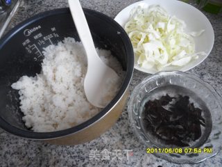 酱油炒饭的做法步骤：1