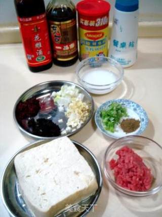 麻婆豆腐的做法步骤：1