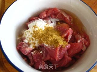 【川菜】----水煮牛肉的做法步骤：2