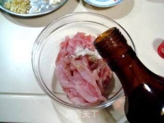 鱼香肉丝的做法步骤：2