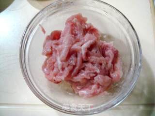 鱼香肉丝的做法步骤：4