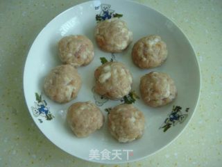糖醋丸子的做法步骤：2