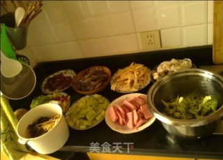 麻辣香锅的做法步骤：1