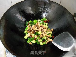 【川菜】颠覆经典--家庭版宫爆素丁的做法步骤：11