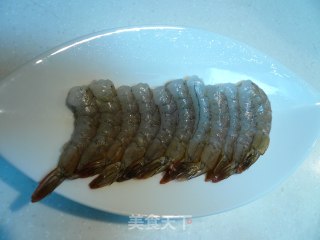 炸虾排的做法步骤：2
