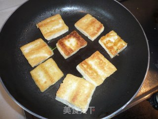 香煎豆腐的做法步骤：2