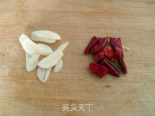 【川菜】——炝香兰瓜丝的做法步骤：3