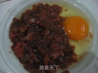 肉饼子蒸蛋的做法步骤：3