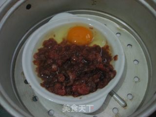 肉饼子蒸蛋的做法步骤：4