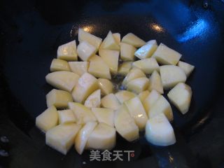 【川菜】土豆烧排骨的做法步骤：3