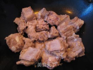 【川菜】土豆烧排骨的做法步骤：4