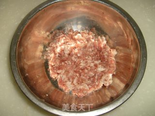 【小媳妇招牌饺子】——生煎酱肉饺的做法步骤：1