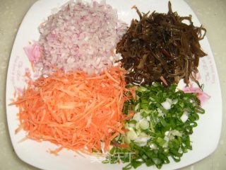 【小媳妇招牌饺子】——生煎酱肉饺的做法步骤：3