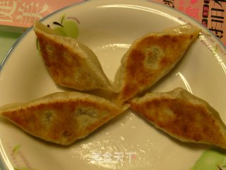 【小媳妇招牌饺子】——生煎酱肉饺的做法步骤：16