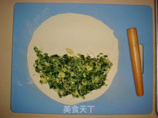 韭菜盒子的做法步骤：5